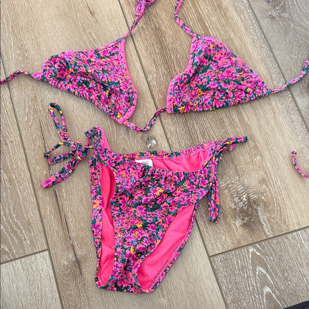 wild fable Pink Floral Triangle Bikini Set